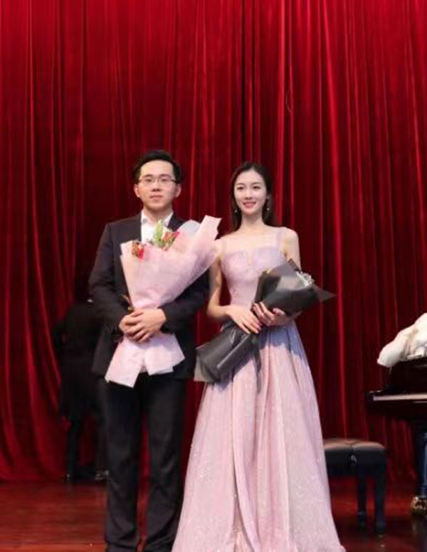 旧金山模特陪游